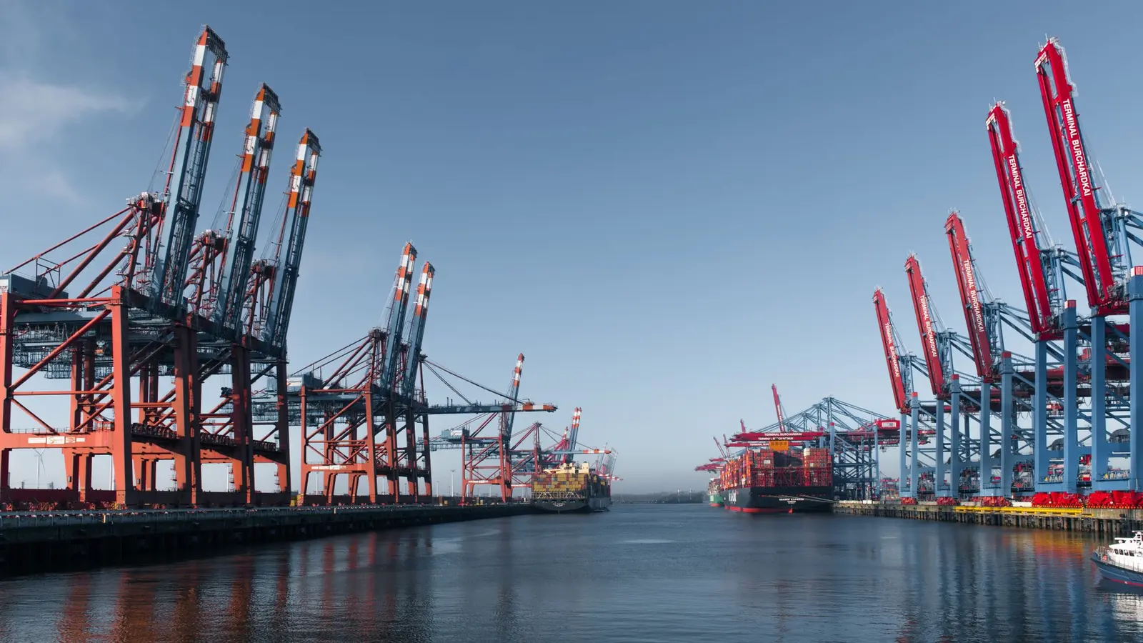 Container cranes lining the quays of the port of Hamburg